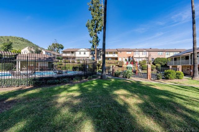 8022 Winter Gardens Blvd B, El Cajon, CA 92021