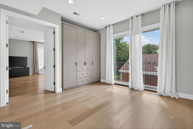 4512 SALEM LN NW, Washington, DC 20007