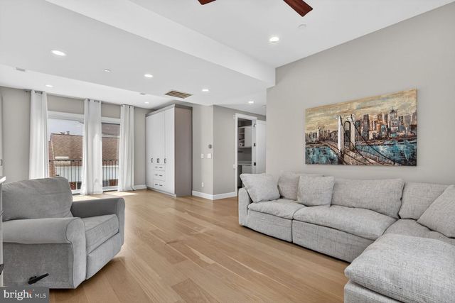4512 SALEM LN NW, Washington, DC 20007