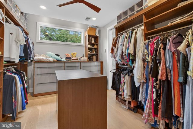 4512 SALEM LN NW, Washington, DC 20007