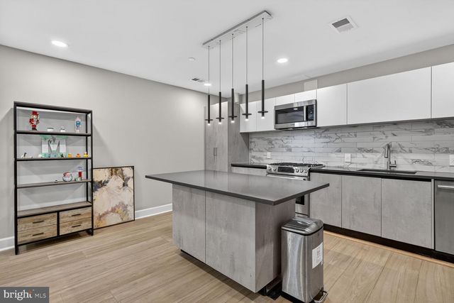 4512 SALEM LN NW, Washington, DC 20007