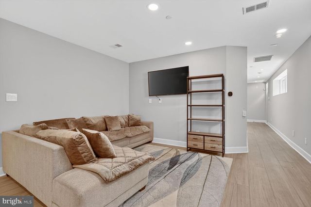 4512 SALEM LN NW, Washington, DC 20007