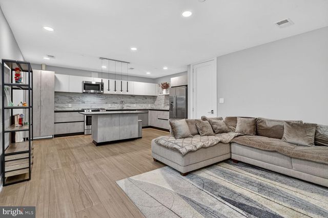 4512 SALEM LN NW, Washington, DC 20007