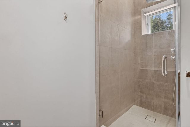 4512 SALEM LN NW, Washington, DC 20007