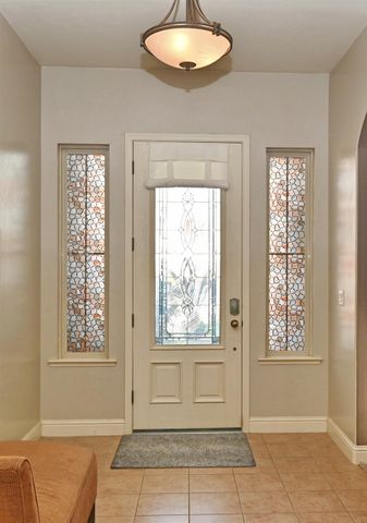 6933 W Portals Avenue, Fresno, CA 93723