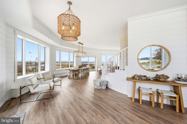 121 KILBY PT, Queenstown, MD 21658