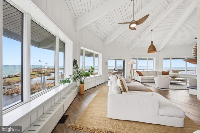 121 KILBY PT, Queenstown, MD 21658