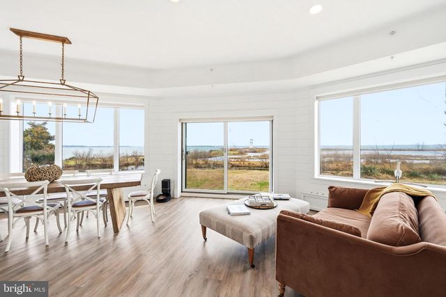 121 KILBY PT, Queenstown, MD 21658