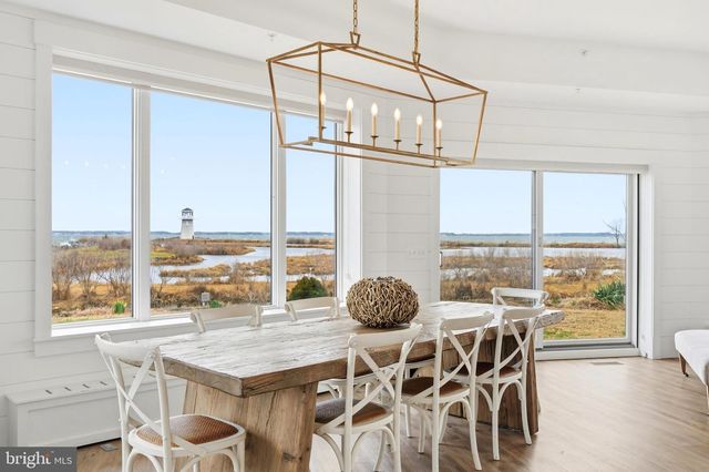 121 KILBY PT, Queenstown, MD 21658