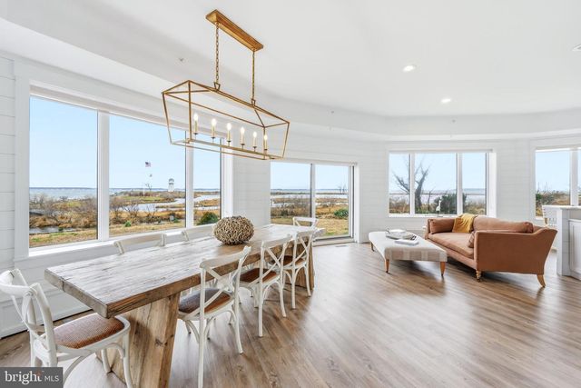 121 KILBY PT, Queenstown, MD 21658