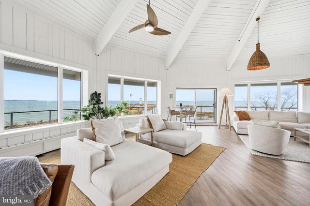 121 KILBY PT, Queenstown, MD 21658