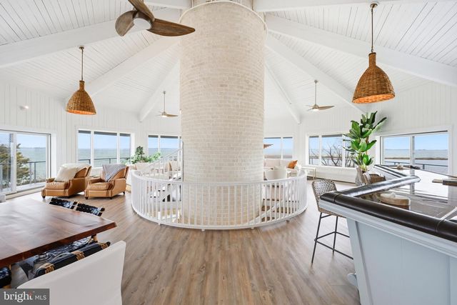 121 KILBY PT, Queenstown, MD 21658