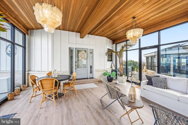 121 KILBY PT, Queenstown, MD 21658