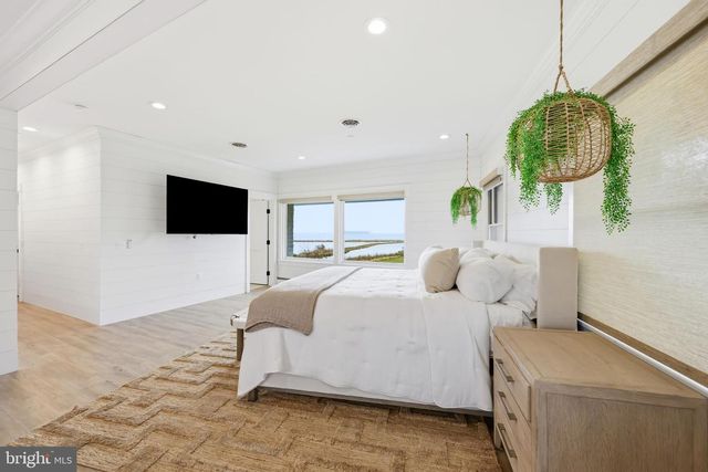 121 KILBY PT, Queenstown, MD 21658