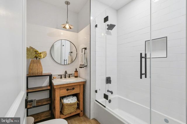 121 KILBY PT, Queenstown, MD 21658