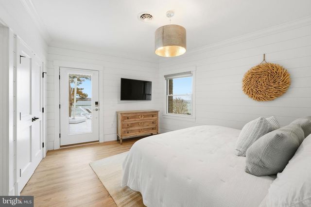 121 KILBY PT, Queenstown, MD 21658