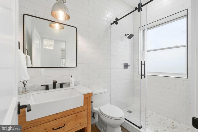 121 KILBY PT, Queenstown, MD 21658