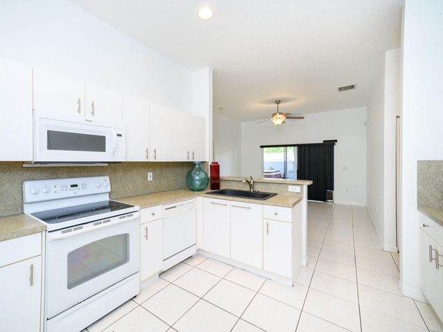 14186 SW 32nd St, Miramar, FL 33027