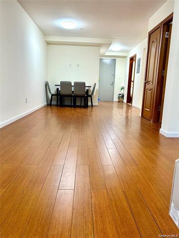 144-69 Barclay Avenue 3D, Flushing, NY 11355