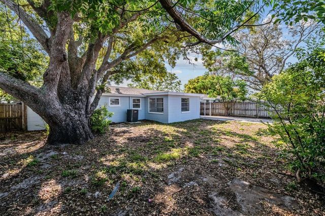 3643 BEDFORD STREET, New Port Richey, FL 34652