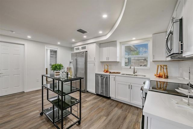 3643 BEDFORD STREET, New Port Richey, FL 34652