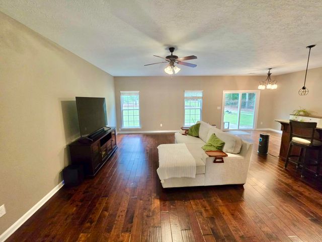 302 Foxchase Circle, North Augusta, SC 29860
