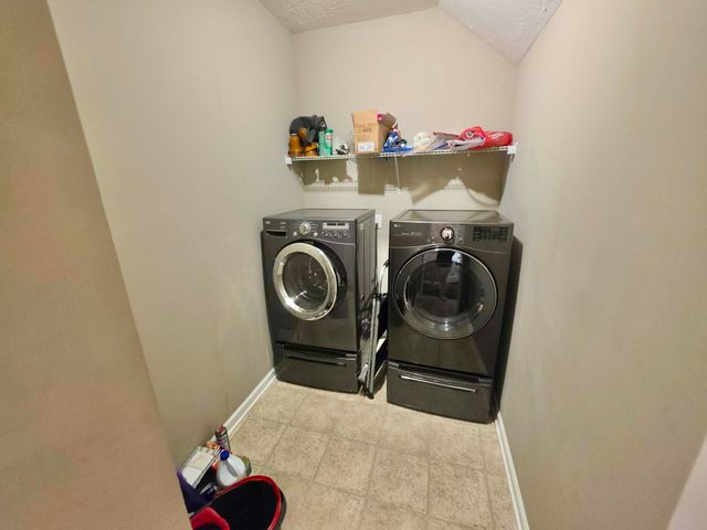 302 Foxchase Circle, North Augusta, SC 29860
