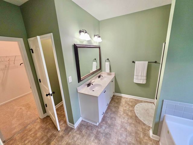 302 Foxchase Circle, North Augusta, SC 29860