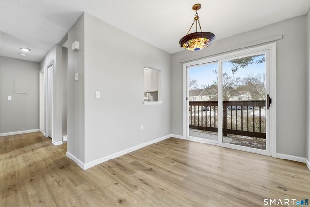 54 Rope Ferry Road C42, Waterford, CT 06385