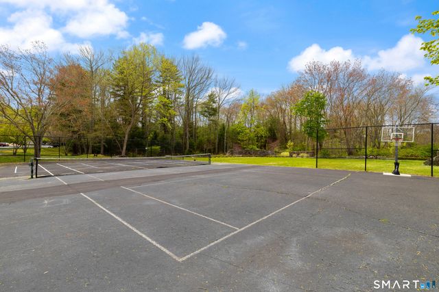 54 Rope Ferry Road C42, Waterford, CT 06385