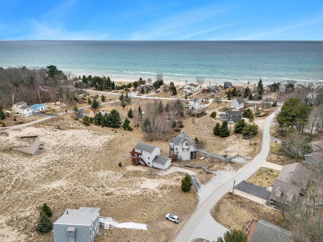 9415 Erie, Shelby, MI 49455