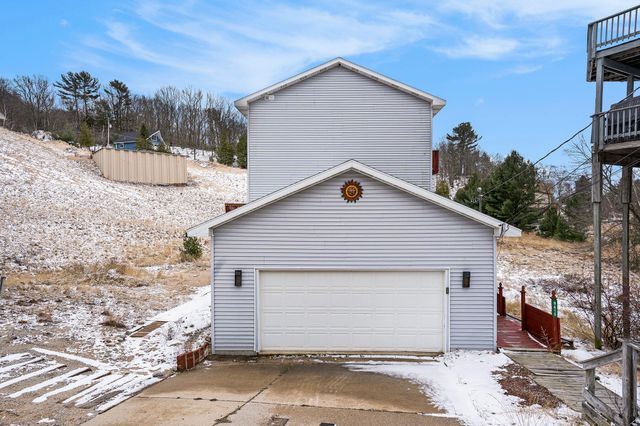 9415 Erie, Shelby, MI 49455