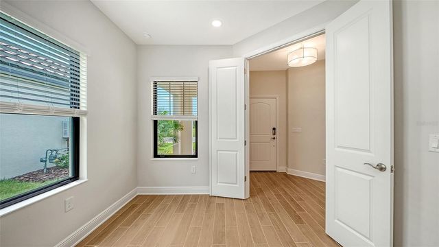 333 POTENZA LOOP, Nokomis, FL 34275