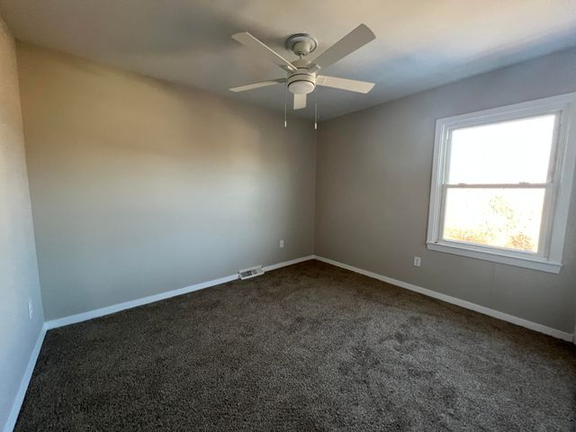 310 Knollwood Drive, Highland Heights, KY 41076