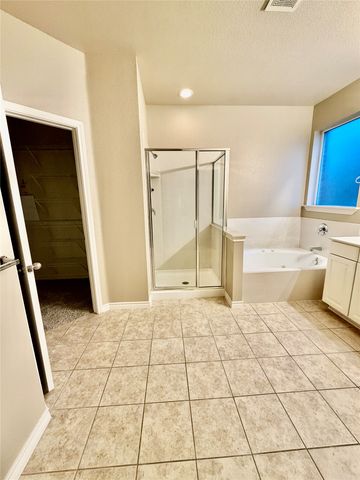 1102 Twilight Drive, Lewisville, TX 75056