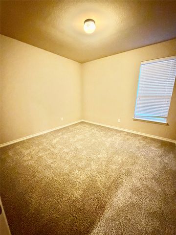 1102 Twilight Drive, Lewisville, TX 75056