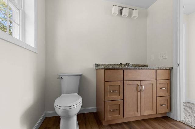 29 Bumblebee Dr, Plymouth, MA 02360