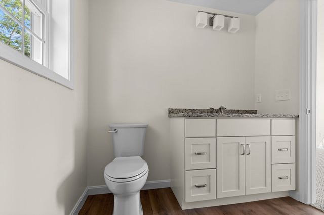 29 Bumblebee Dr, Plymouth, MA 02360
