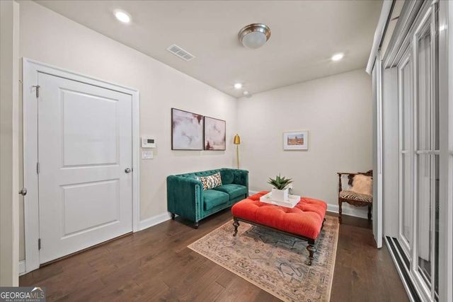 1829 La Dawn Lane, Atlanta, GA 30318
