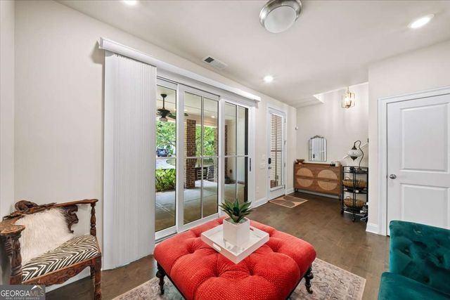 1829 La Dawn Lane, Atlanta, GA 30318