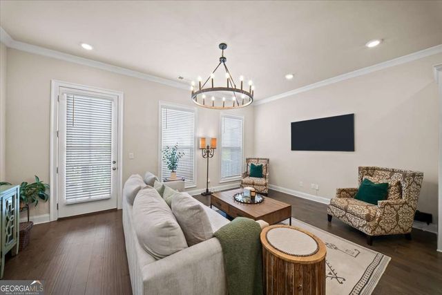 1829 La Dawn Lane, Atlanta, GA 30318