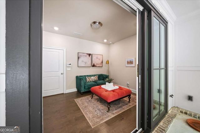1829 La Dawn Lane, Atlanta, GA 30318