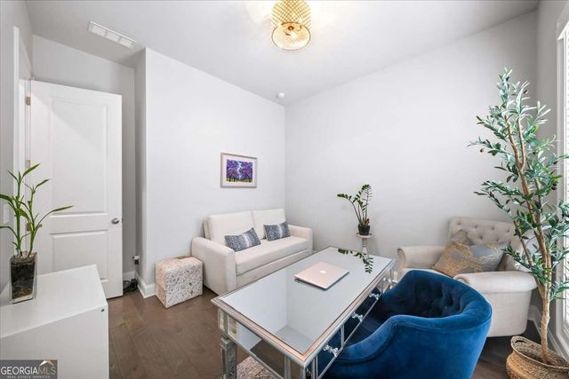 1829 La Dawn Lane, Atlanta, GA 30318