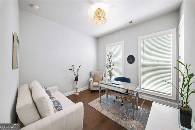 1829 La Dawn Lane, Atlanta, GA 30318