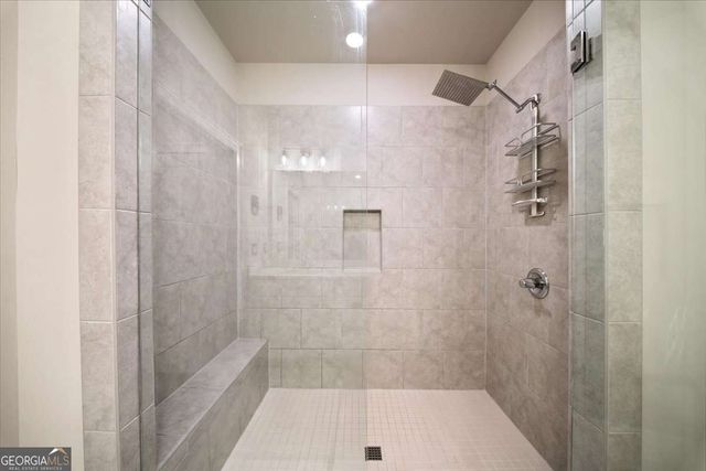 1829 La Dawn Lane, Atlanta, GA 30318