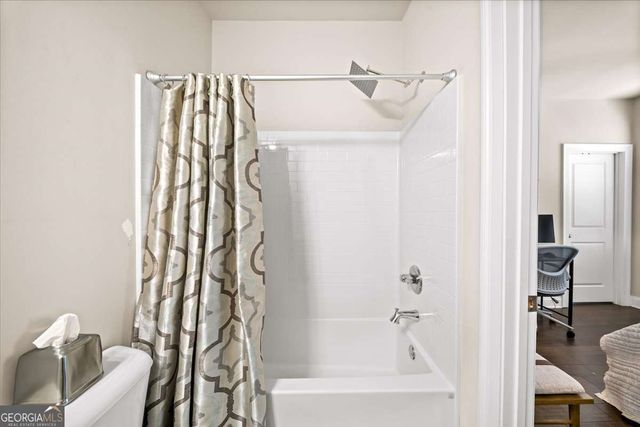 1829 La Dawn Lane, Atlanta, GA 30318