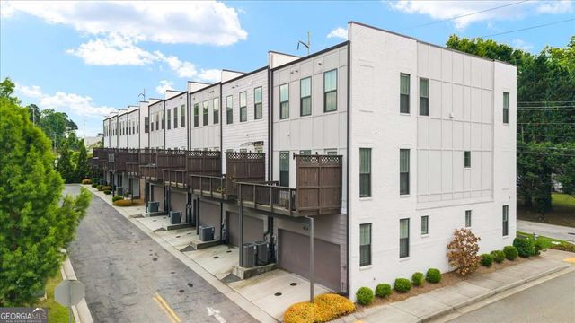 1829 La Dawn Lane, Atlanta, GA 30318