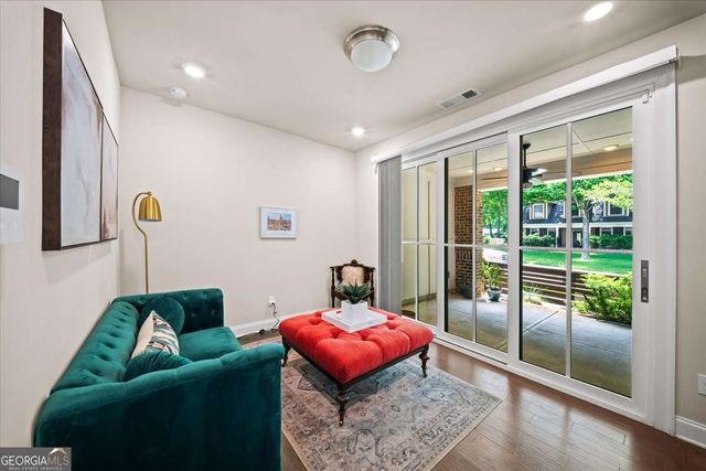 1829 La Dawn Lane, Atlanta, GA 30318