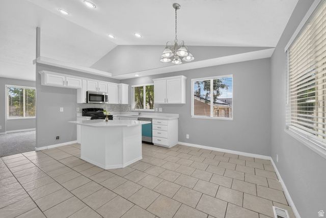 5782 S STONE FLOWER WAY, Salt Lake City, UT 84118