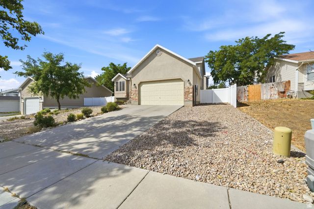 5782 S STONE FLOWER WAY, Salt Lake City, UT 84118